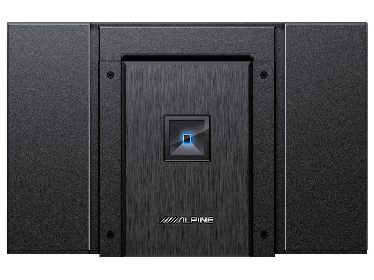 Alpine HDA-M80 – bornele de alimentare și de difuzor dispuse pe o singură latură