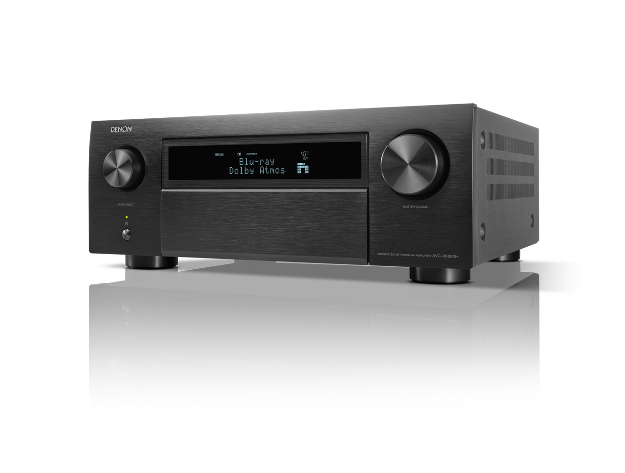 Receivator AV Denon AVC-X6800H, vedere din față, negru, afișaj digital activ, butoane volum și sursă.