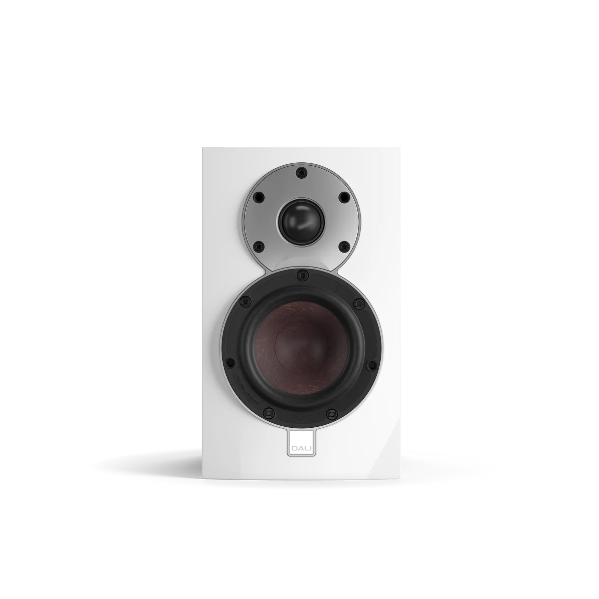 Boxa Dali MENUET albă, vedere frontală, arată difuzorul de bas și tweeterul, ideală pentru audiofili.