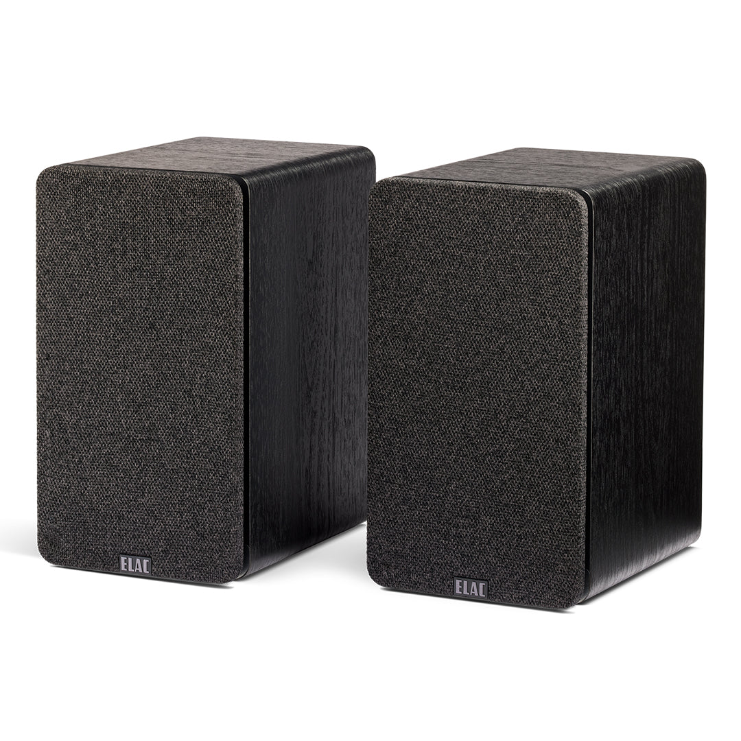 Boxe active Elac Debut ConneX DCB41 culoare Black Ash, vedere frontală cu grile textile montate.