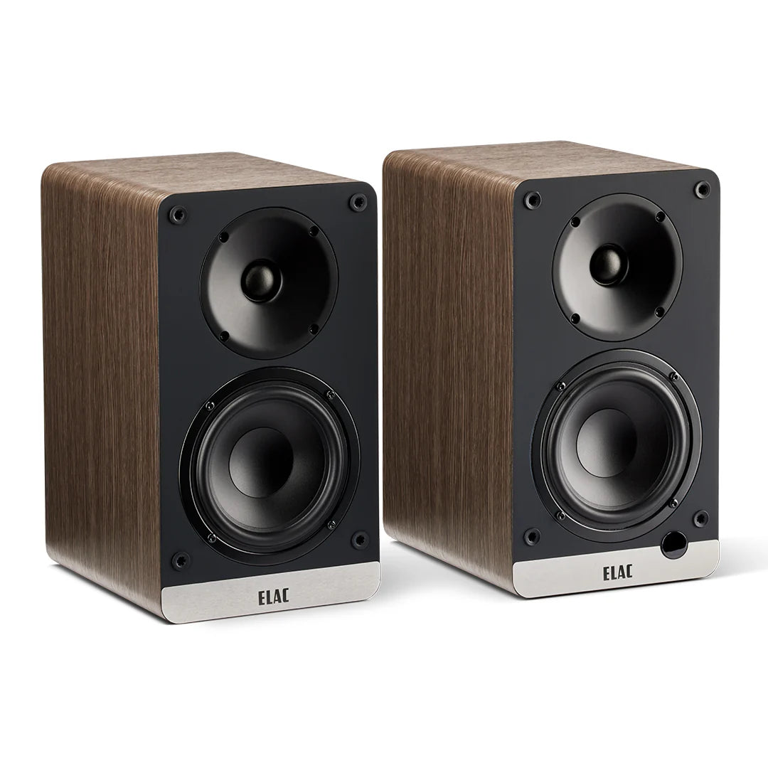 Boxe active Elac Debut ConneX DCB41 culoare walnut, vedere frontală, woofer și tweeter vizibile.
