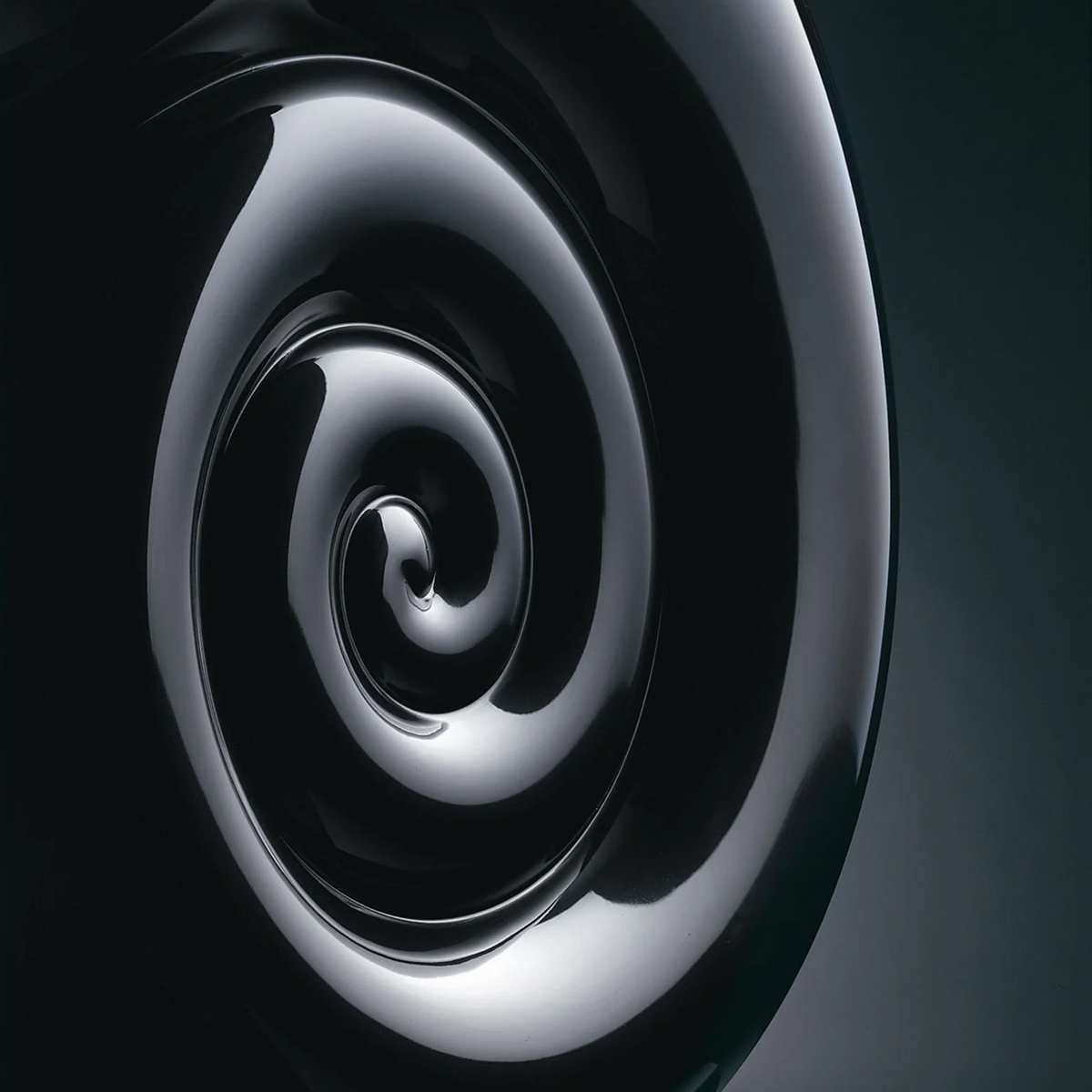 Bowers & Wilkins Nautilus Boxe de podea - Pereche Black, imagine oficială.