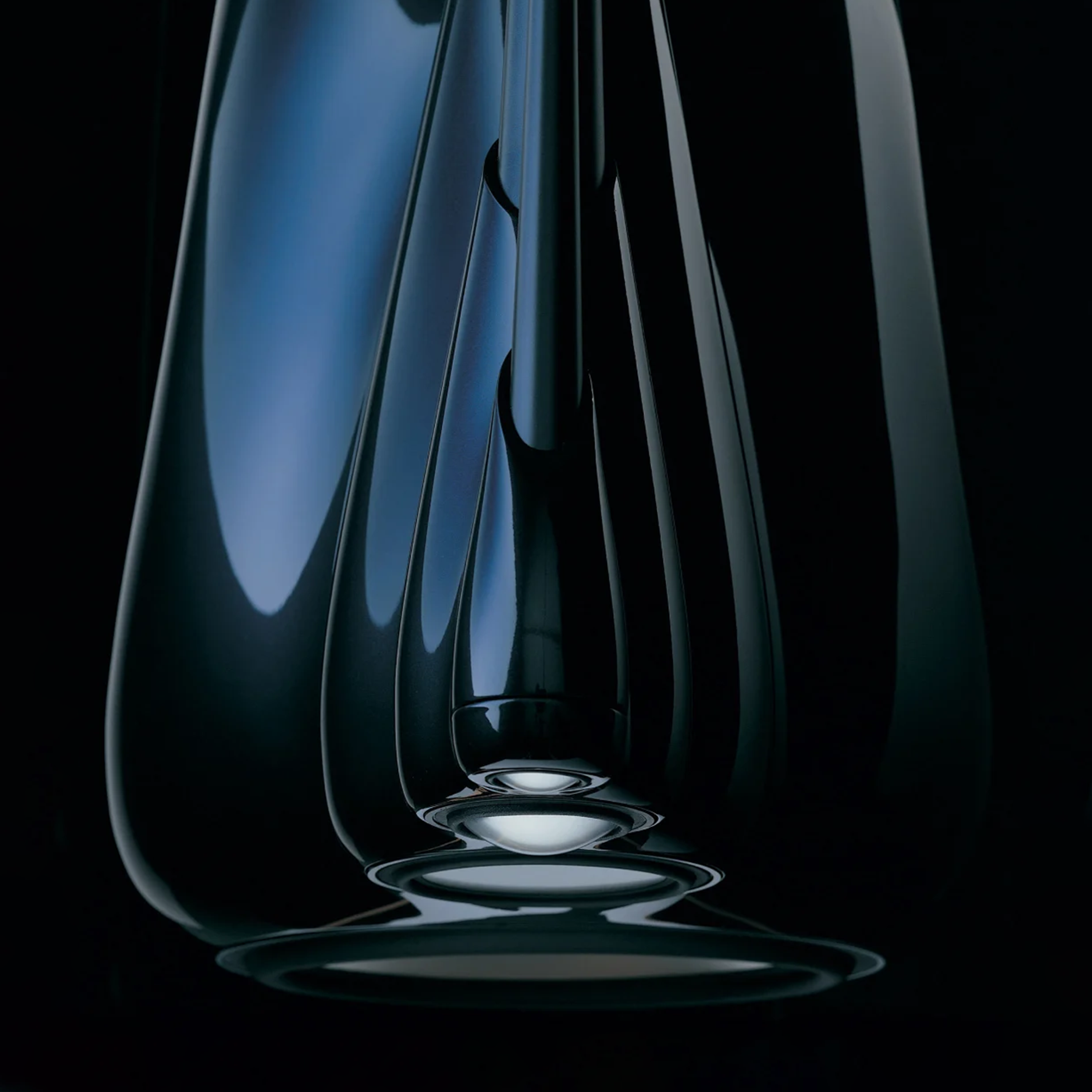Bowers & Wilkins Nautilus Boxe de podea - Pereche Midnight Blue, imagine oficiala 2.