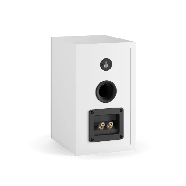 Spatele boxei Dali OBERON 1, alb, cu port bass reflex și conectori pentru cabluri audio.