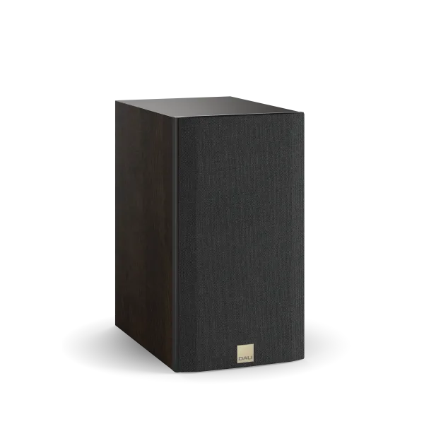 Boxa Dali OPTICON 2 MK2, vedere laterală, culoare tobacco oak, grilaj frontal negru, logo Dali vizibil.