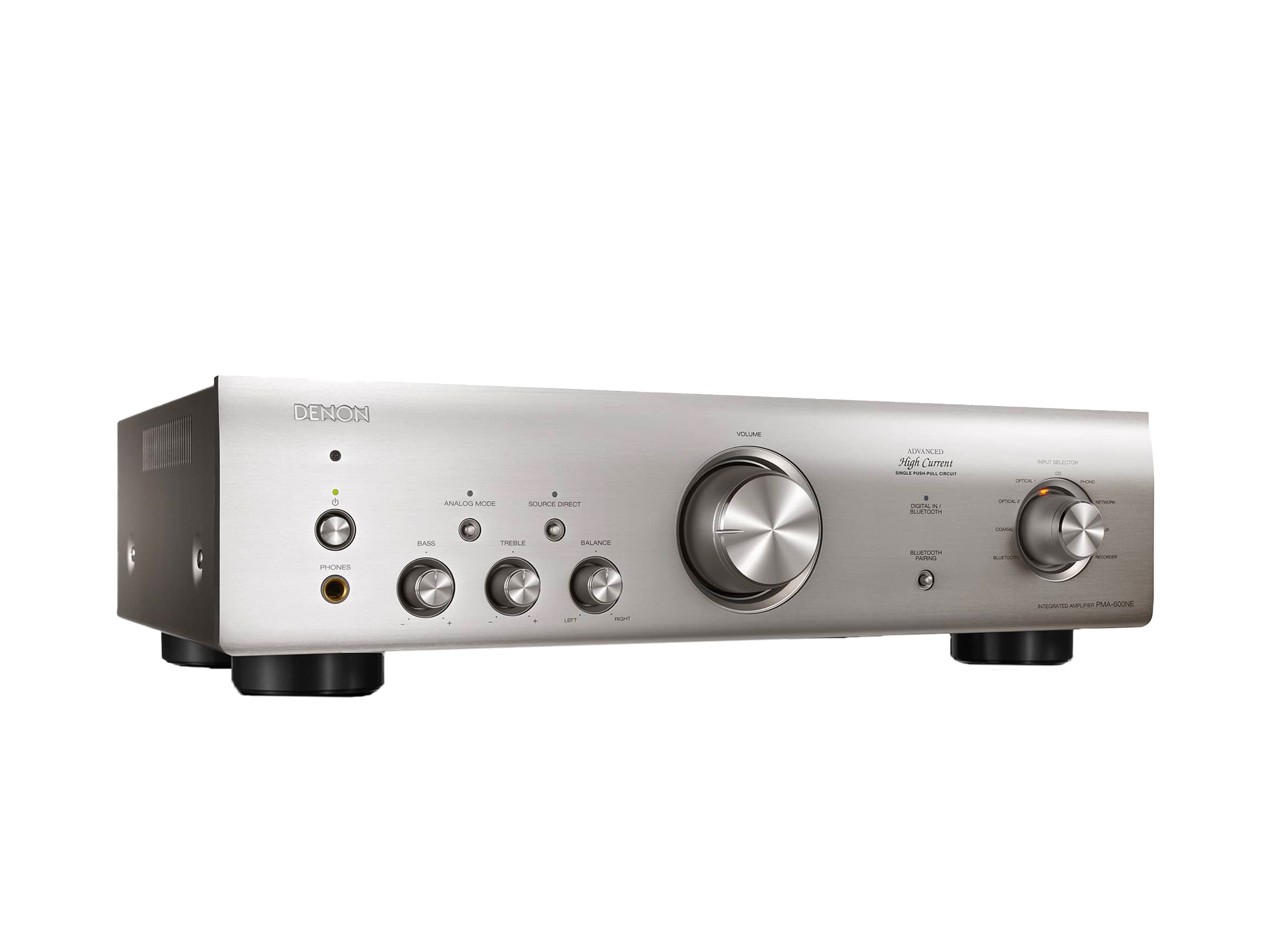 Denon PMA-600NE Amplificator argintiu, vedere frontală. Control volum, intrări audio și ieșire căști vizibile.