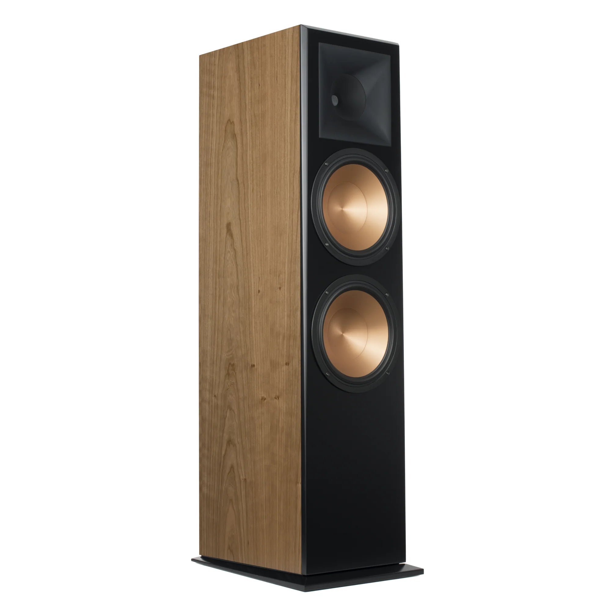 Boxă de podea Klipsch RF-7 III culoare Cherry, vedere unghiulară, cu două woofere și un tweeter vizibile.