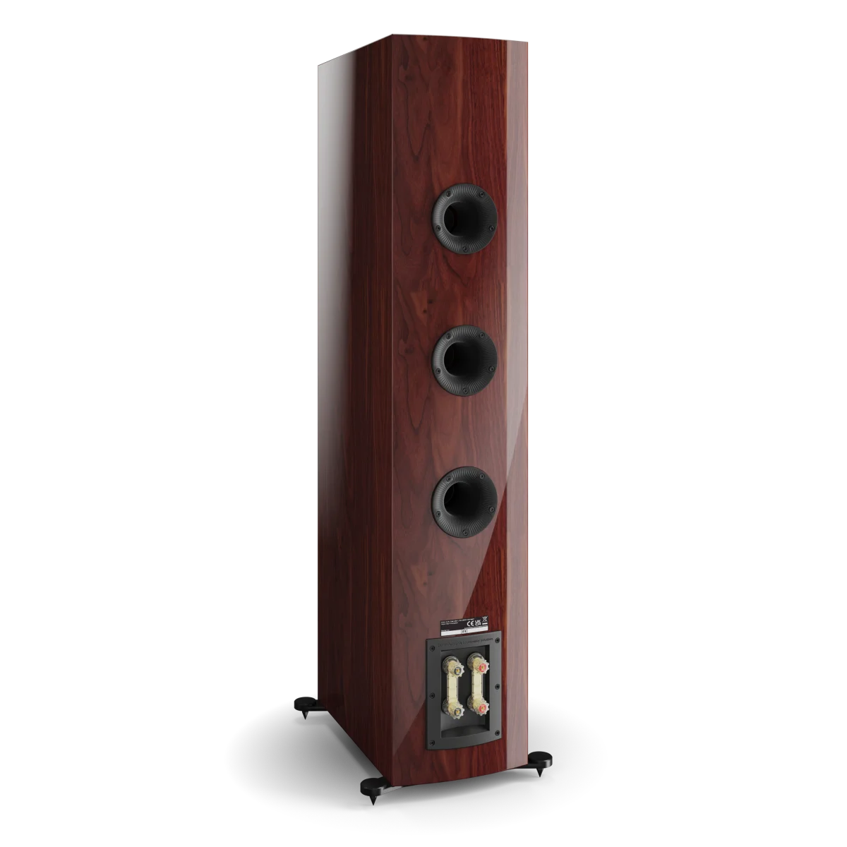 Boxa Dali RUBIKORE 8, vedere din spate, culoare maro, cu trei porturi bass reflex și conectori audio.