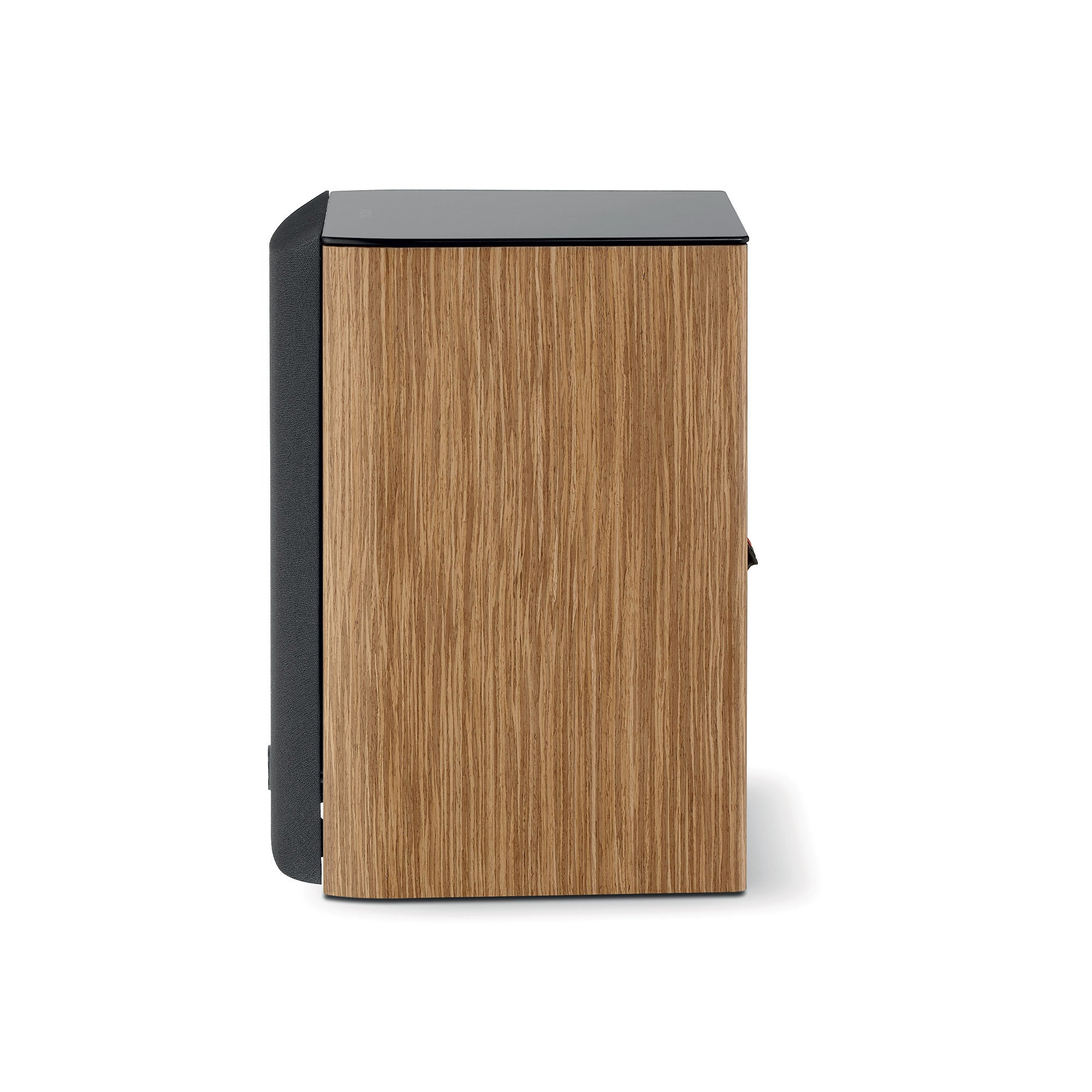 Boxă Focal ARIA EVO X N°1, vedere laterală, finisaj nuc, profil subțire, detalii textură lemn.