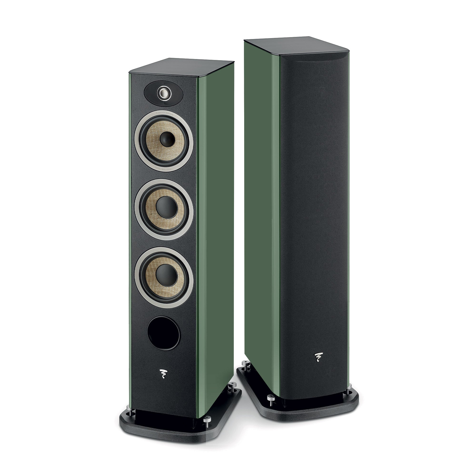 Boxe Focal ARIA EVO X N2, verde mușchi, vedere frontală. Prezintă trei difuzoare și un port bass reflex.