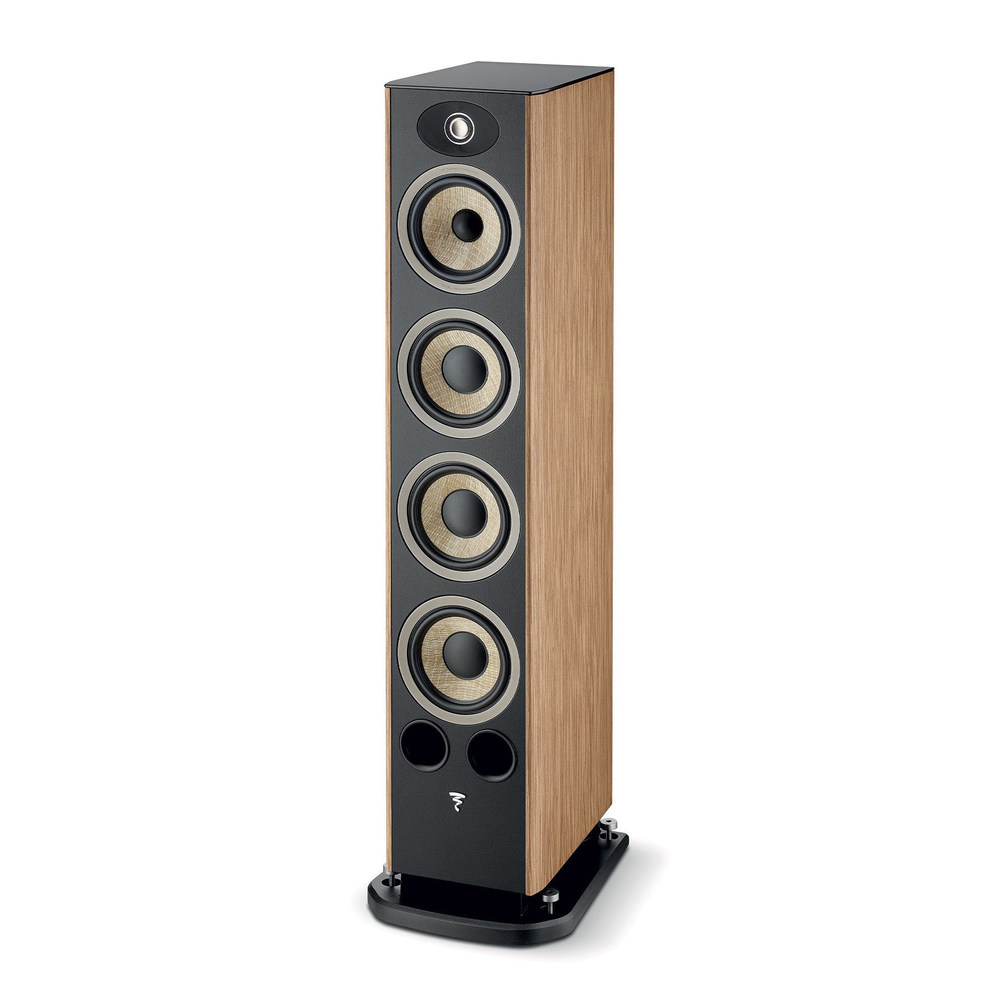 Boxă de podea Focal ARIA EVO X N3, finisaj nuc, vedere 3/4 față. Prezintă patru difuzoare și două porturi bass reflex.