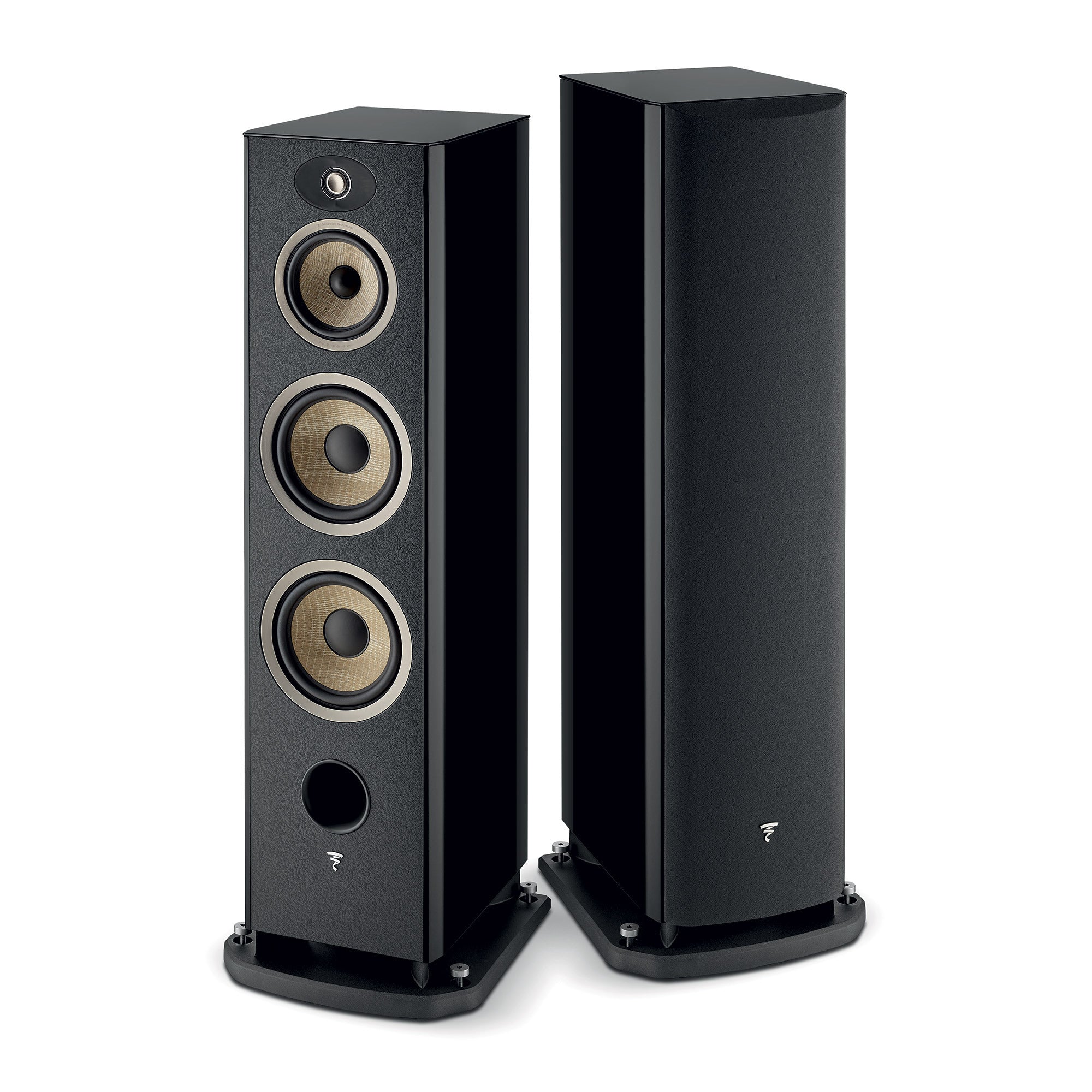 Focal ARIA EVO X N4 Boxe de podea, negru, vedere frontală. Prezintă trei difuzoare și un tweeter.