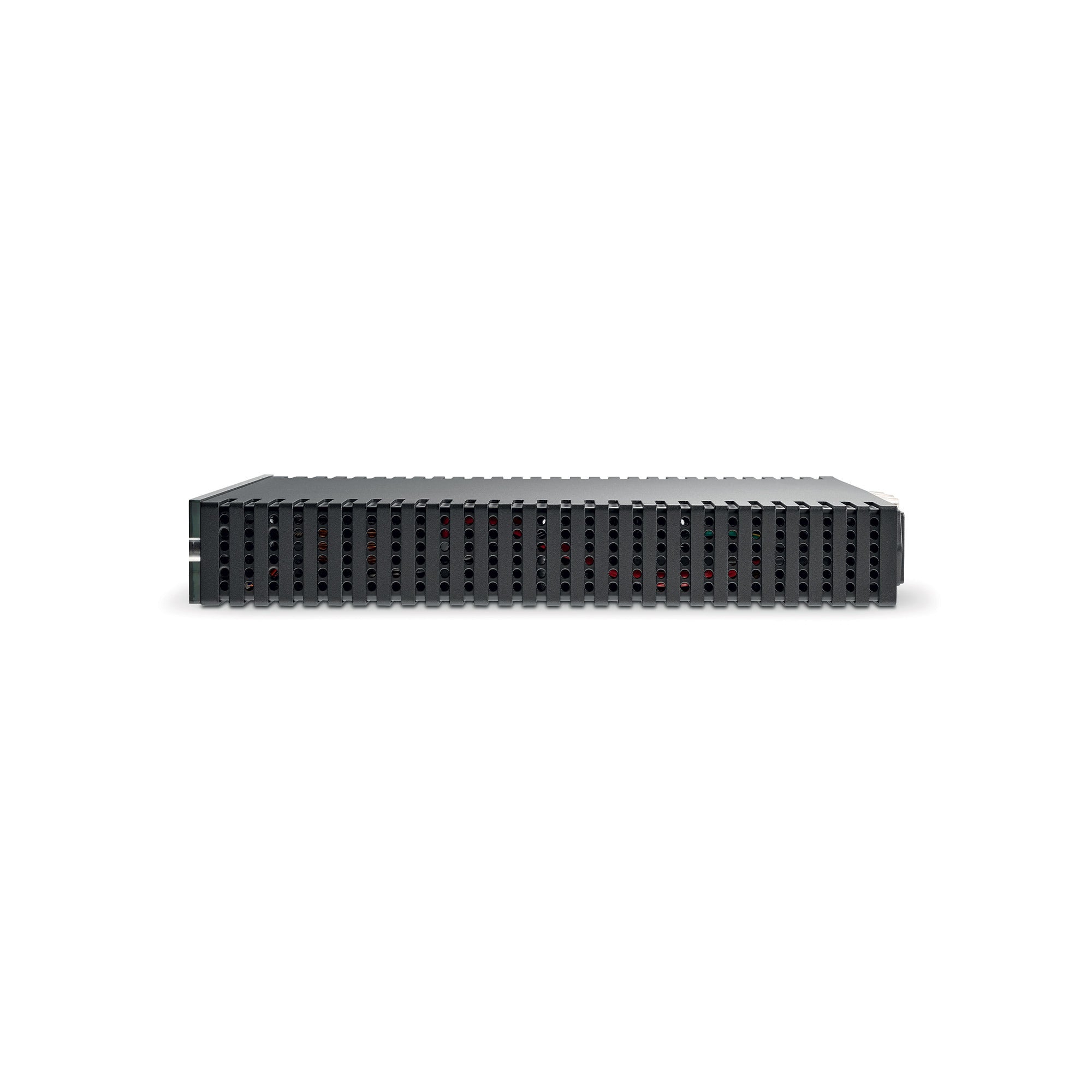 Amplificator Naim CI-UNITI 102, vedere frontală, culoare neagră, detalii grilaj ventilare vizibile.