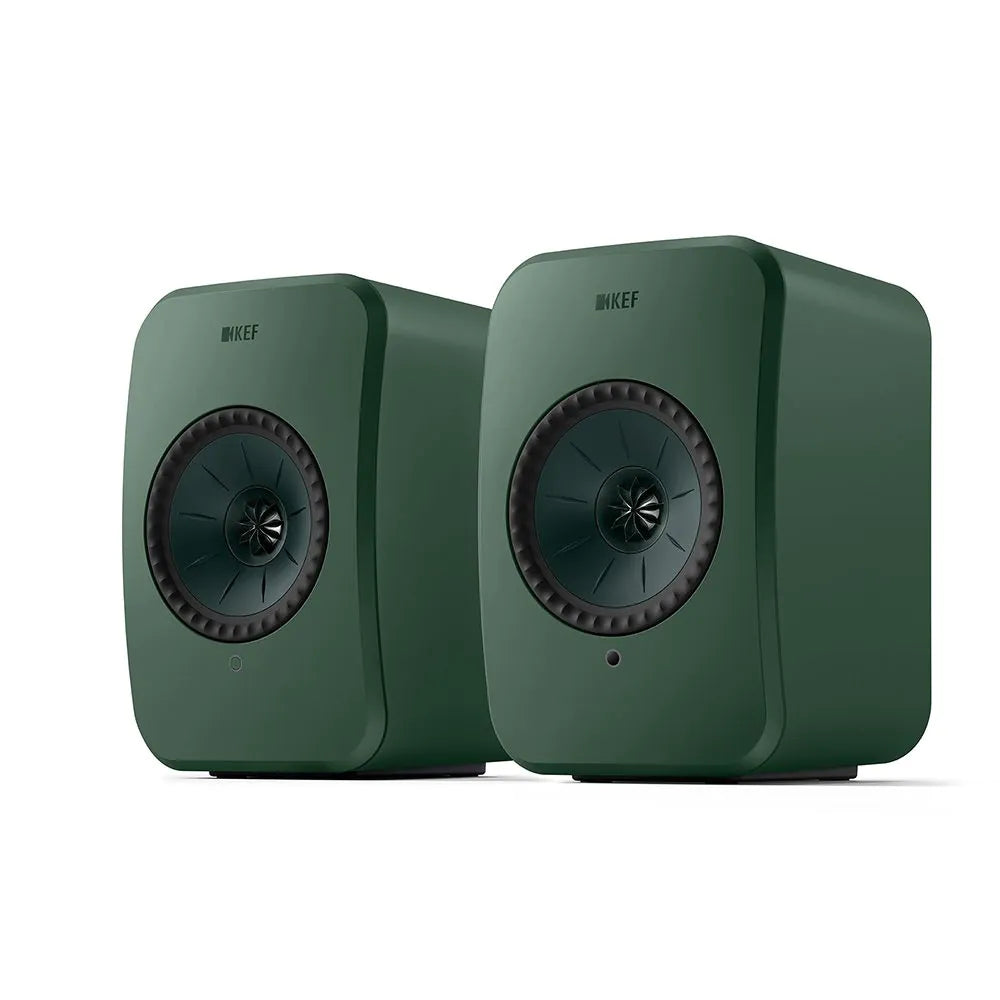 Boxe active KEF LSX II LT verzi, vedere unghi frontal-stânga, difuzoare Uni-Q vizibile, logo KEF.