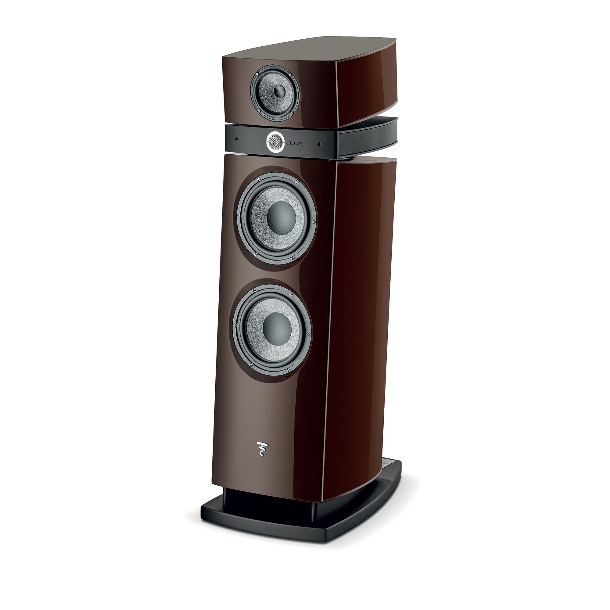 Focal Maestro Utopia Evo boxă de podea, vedere din unghi de 34°, culoare ciocolată, trei difuzoare vizibile.