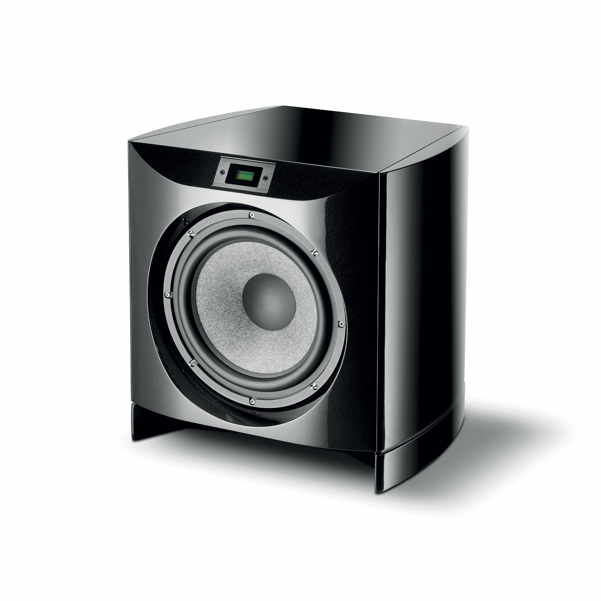 Subwoofer Focal SOPRA SW 1000 BE, vedere din unghi de 34 de grade, culoare negru, difuzor frontal vizibil.
