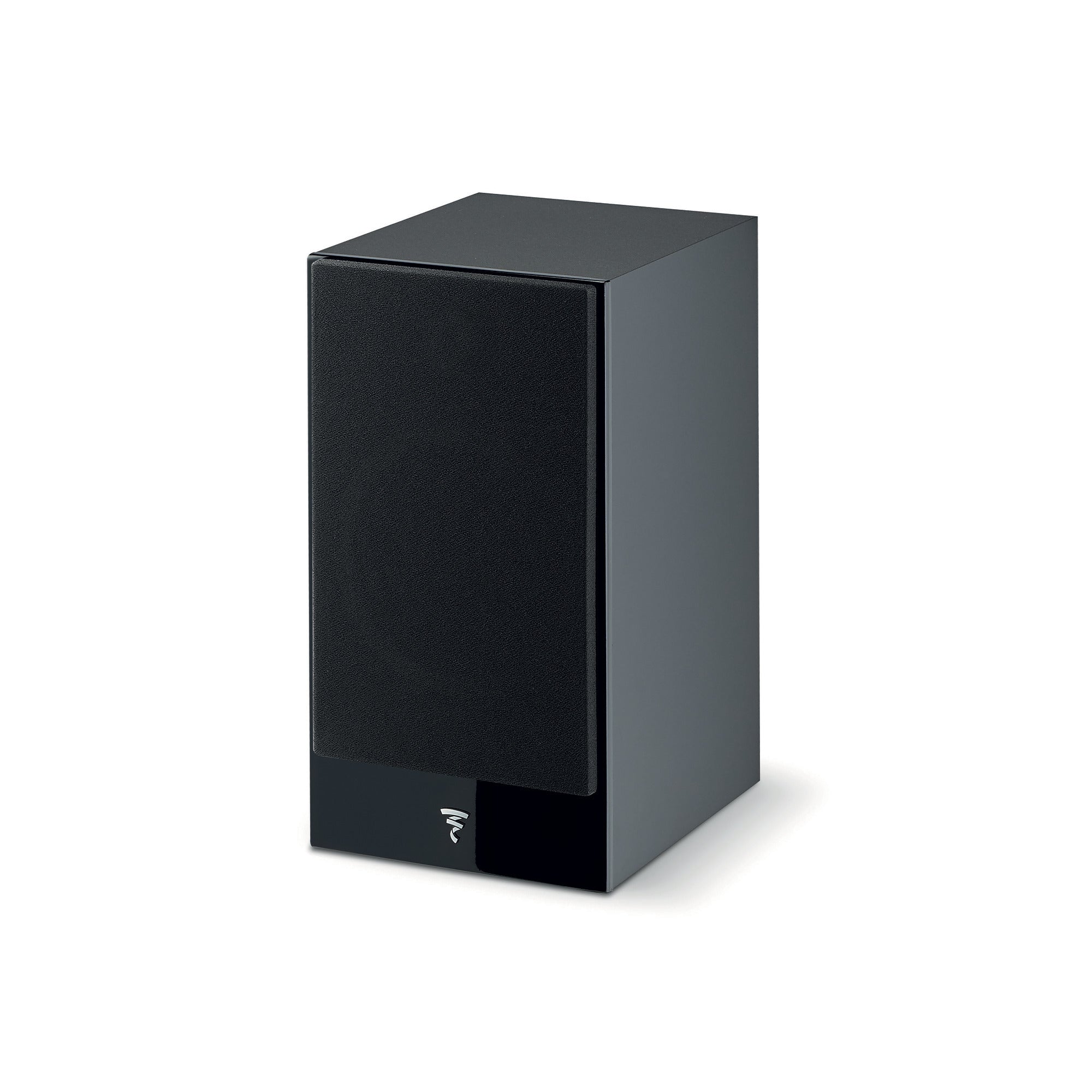 Boxa Focal Theva N1, vedere din unghi de 34 de grade, culoare negru, grilaj frontal vizibil.