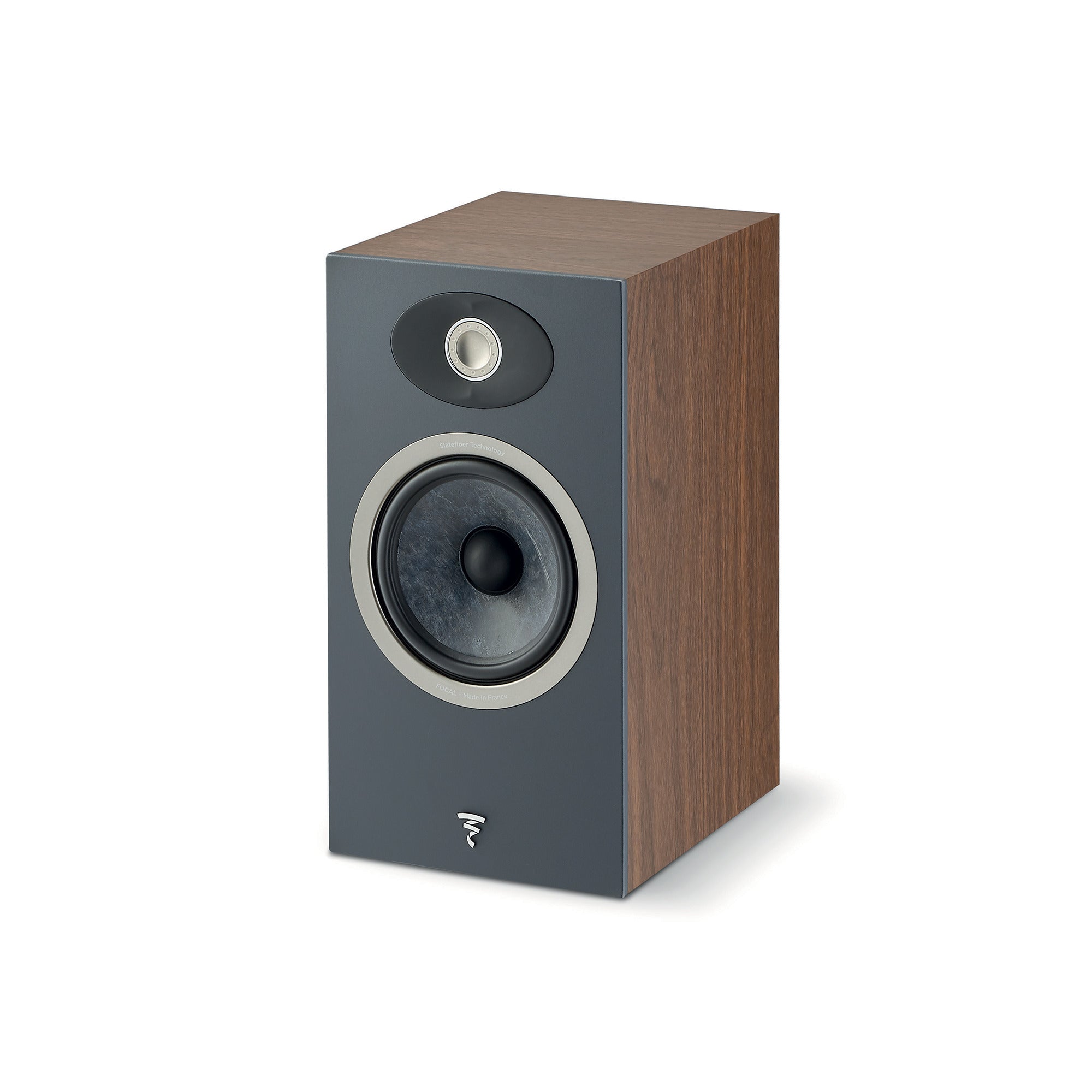 Focal Theva N1 Boxe de raft, vedere diagonală, finisaj lemn, difuzor și tweeter vizibile frontal.