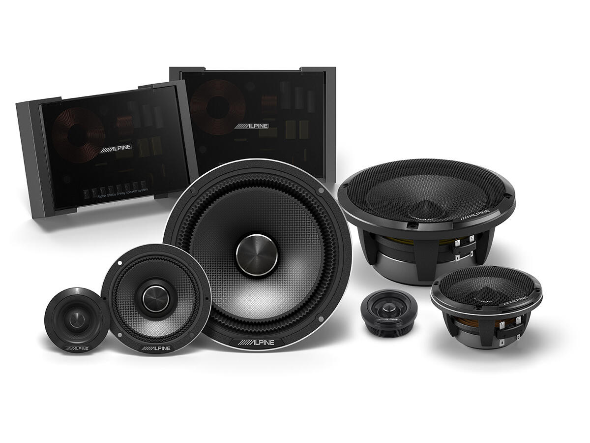 Set boxe auto pe 3 căi Alpine HDZ-653S din gama Alpine Status, componentele complete