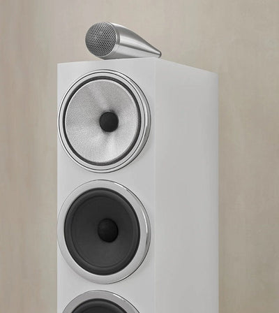 Bowers & Wilkins 703 S3 Boxe de podea - Pereche Satin White, imagine oficială.