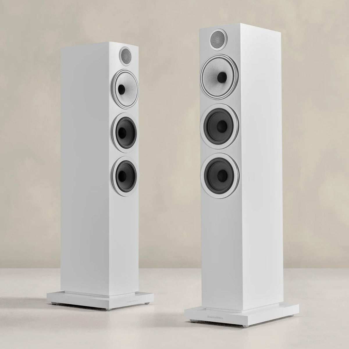 Bowers & Wilkins 704 S3 Boxe de podea - Pereche Satin White, imagine oficiala 3.