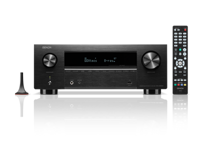 Amplificator AV Denon AVC-X2850H 7.2, vedere frontală, negru, cu telecomandă și microfon de calibrare.