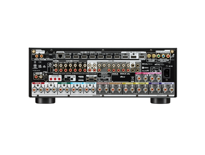 Spatele receiverului Denon AVC-X6800H, culoare neagră, cu multiple intrări și ieșiri audio-video, HDMI, rețea și difuzoare.