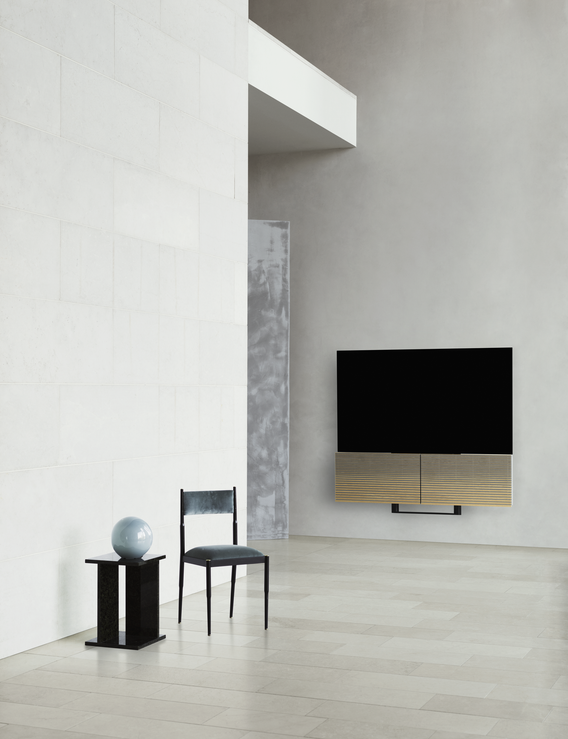 Bang & Olufsen Beovision Harmony 65 – vedere din lateral