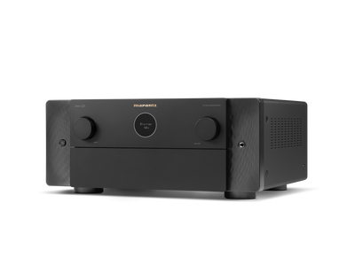 Receptor AV Marantz Cinema 40, negru, vedere din studio, unghi spre stânga, butoane și afișaj vizibile.