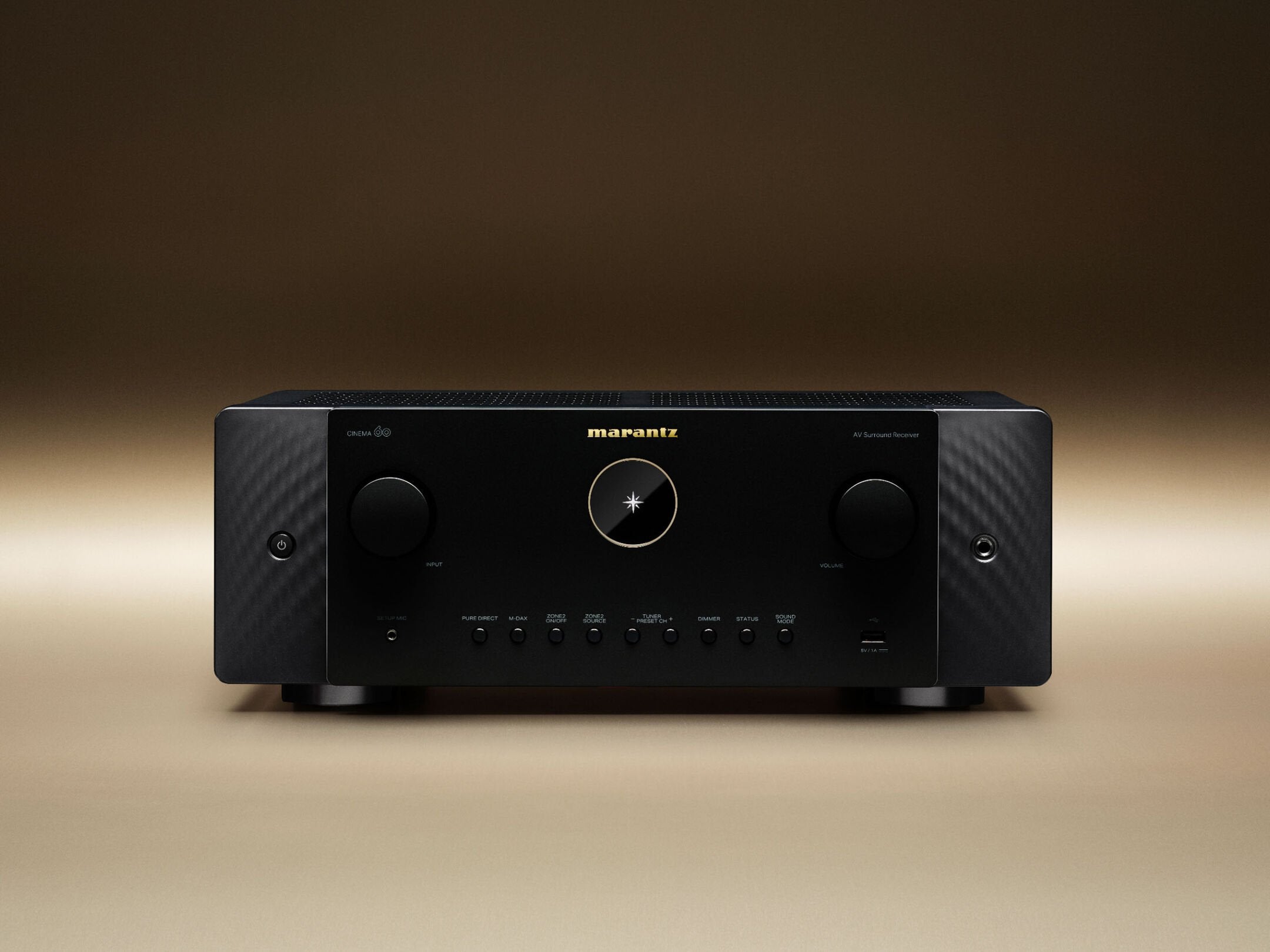 Receptor AV Marantz Cinema 60 negru, vedere frontală, butoane de control vizibile, logo Marantz central.#color_black