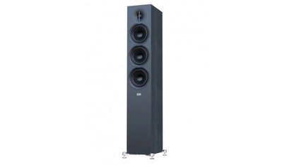 Boxă de podea Elac Debut 3.0 DF53 neagră, vedere frontală cu 3 difuzoare midbass și tweeter vizibile.