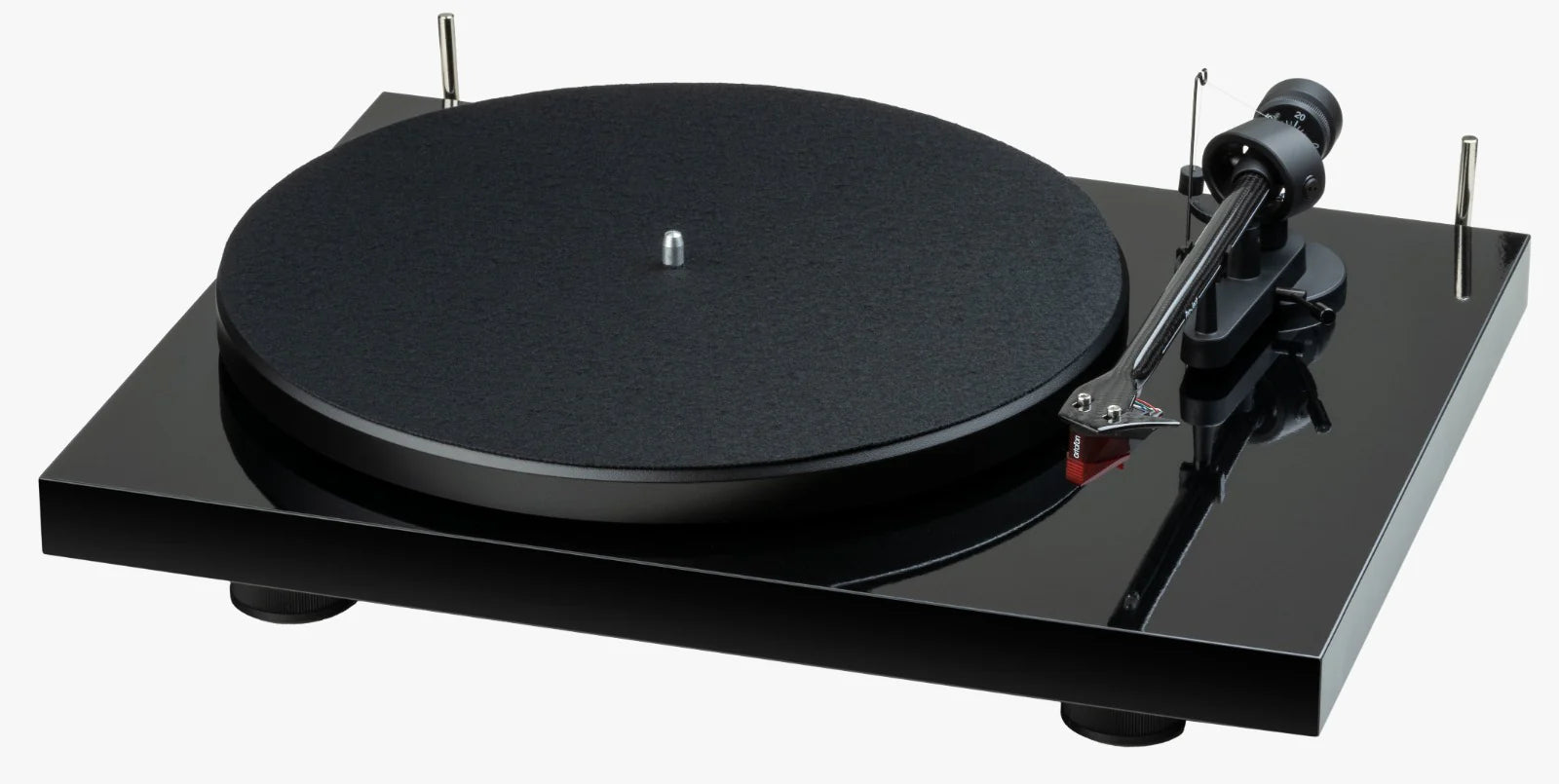 Pick-up Pro-Ject Debut E Carbon negru, vedere din unghi frontal-dreapta, braț carbon și doza Ortofon 2M Red.#color_black