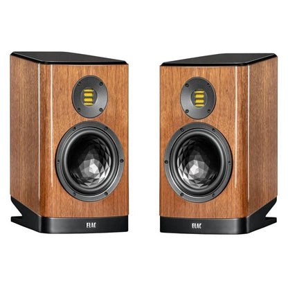 Boxe de raft Elac Vela BS 404.2, vedere frontală, finisaj lemn, difuzor midbass cu structură geometrică.