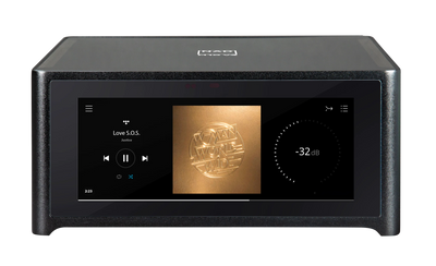 Amplificator stereo NAD M10 V3 vedere frontală, ecran tactil activ, carcasă neagră, volum -32 dB.