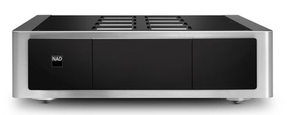 Vedere frontală NAD M23 Amplificator de putere stereo, carcasă neagră cu margini argintii și logo vizibil.