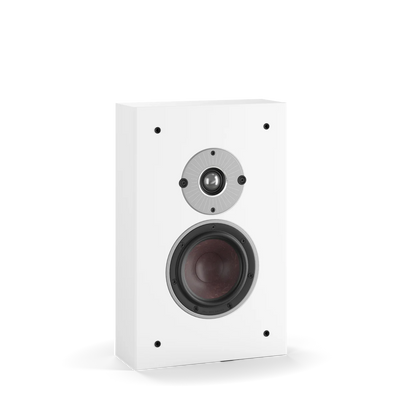 Boxă de perete Dali OBERON ON-WALL, albă, vedere laterală, tweeter și woofer vizibile. Ideală pentru home theater.