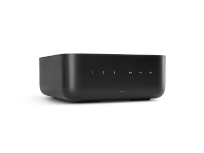 Amplificator Denon Home Amp negru, vedere laterală. Afișaj frontal cu butoane numerotate și simboluri audio.
