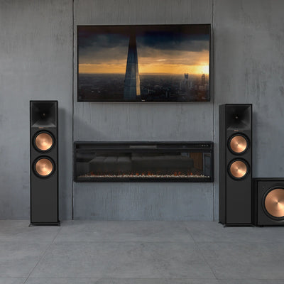 Boxe de podea Klipsch R-600F negre, vedere frontală, două woofere cu conuri din cupru și tweeter horn.