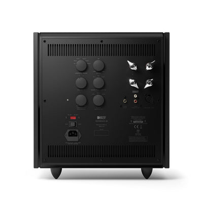 KEF Reference 8b integrat într-un sistem de cinema de acasă