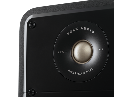 Close-up negru al difuzorului Polk Audio Signature Elite ES60, evidențiind detalii inscripționate.