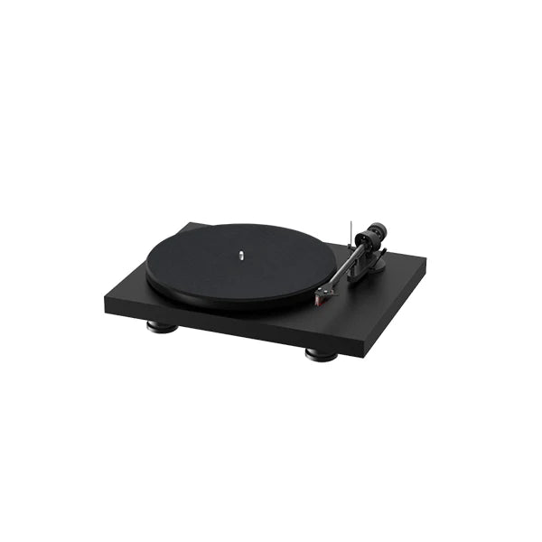 Pick-up Pro-Ject Debut Carbon EVO 2M-RED negru, vedere frontală laterală, braț, platan și cartuș vizibile.#color_black