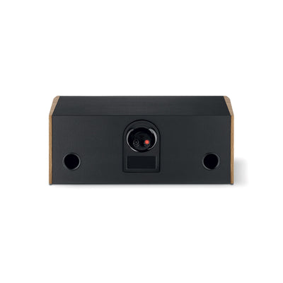 Focal ARIA EVO X CENTER, vedere din spate, culoare nuc, cu porturi de conectare și finisaje laterale din lemn.