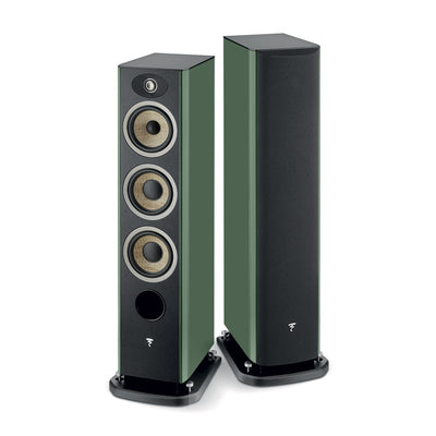 Boxe Focal ARIA EVO X N2, verde mușchi, vedere frontală. Prezintă trei difuzoare și un port bass reflex.