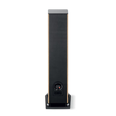 Focal ARIA EVO X N2 Boxe de podea, vedere din spate, culoare nuc, cu conectori vizibili și bază stabilă.