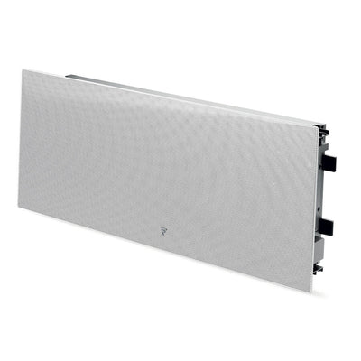 Focal 1000 IW LCR 6 V - boxă instalată discret în perete într-o sală de home cinema