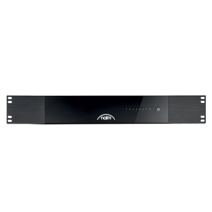 Amplificator Naim CI-NAP 108 vedere frontală, panou negru cu LED-uri numerotate 1-8 și buton power.