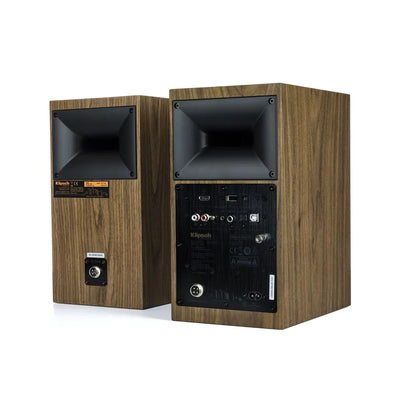 Boxe active Klipsch The Fives finisaj lemn, vedere spate cu porturi HDMI, USB, RCA, optic și alimentare.