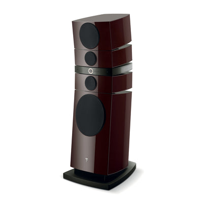 Focal Grande Utopia EM Evo boxă de podea, unghi 3/4, culoare ciocolată. Vizibile difuzoare multiple.