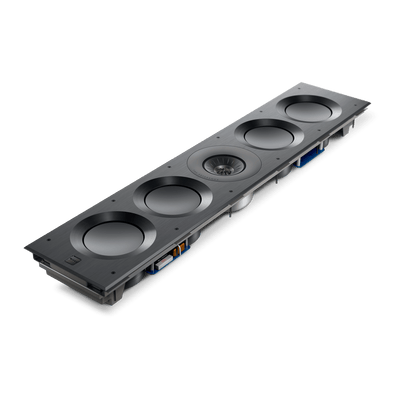 KEF Ci5160REFM-THX montată în perete într-o sală de cinema privat
