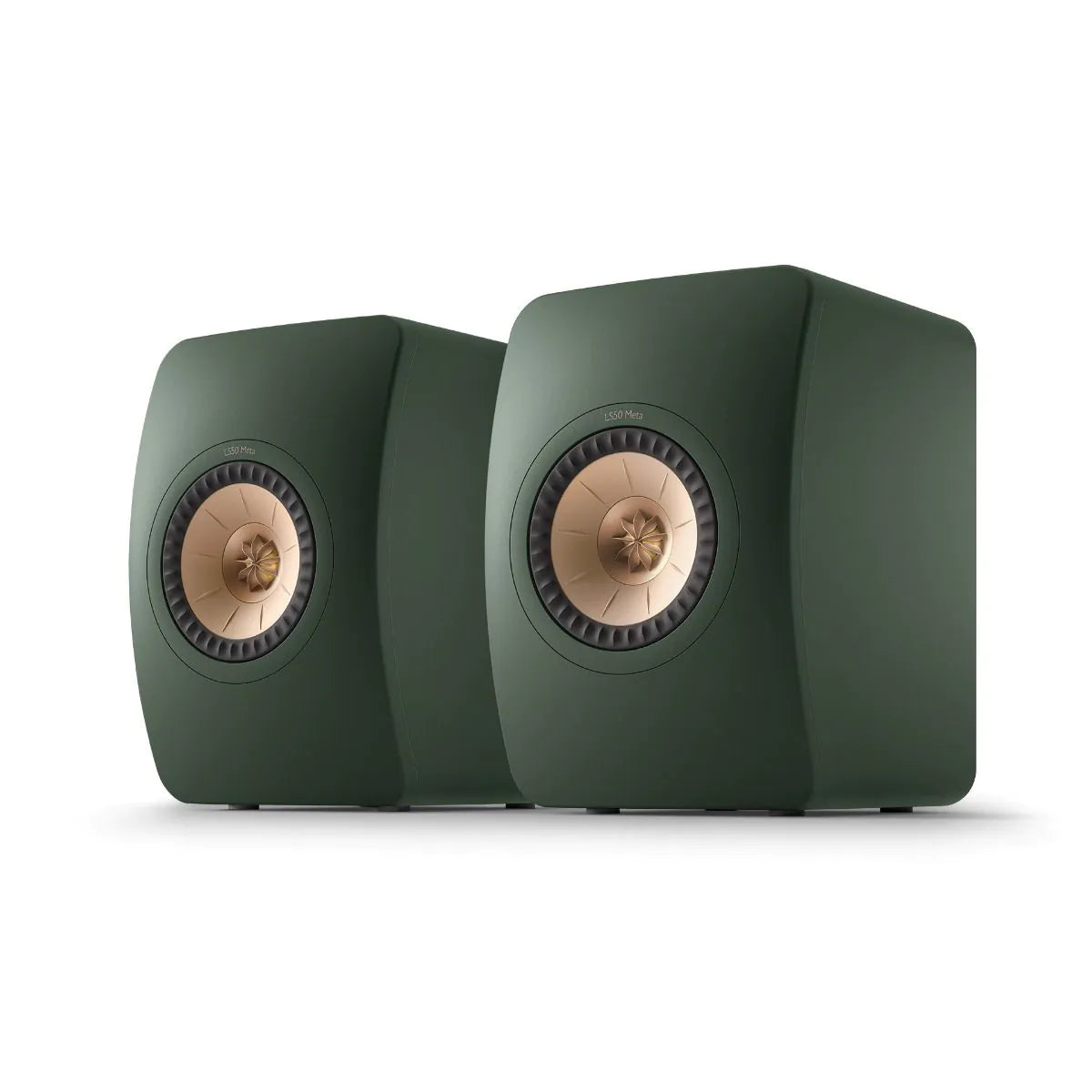 Boxe de raft pasive KEF LS50 Meta culoare Moss Green, vedere frontal-oblică, difuzoare Uni-Q vizibile.
